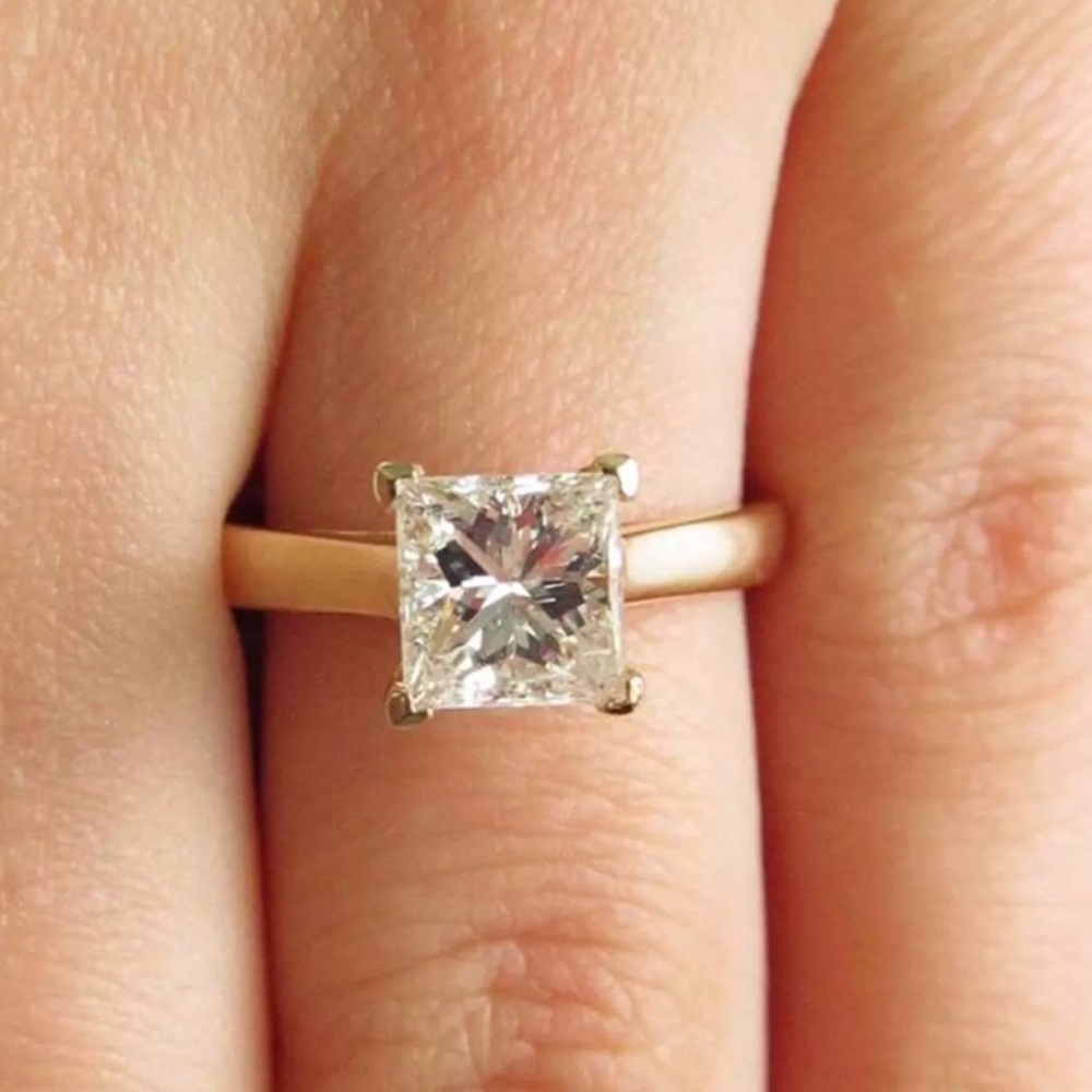 2.85 CT Princess Cut Solid 14K Gold Ring - Picture 8 of 8